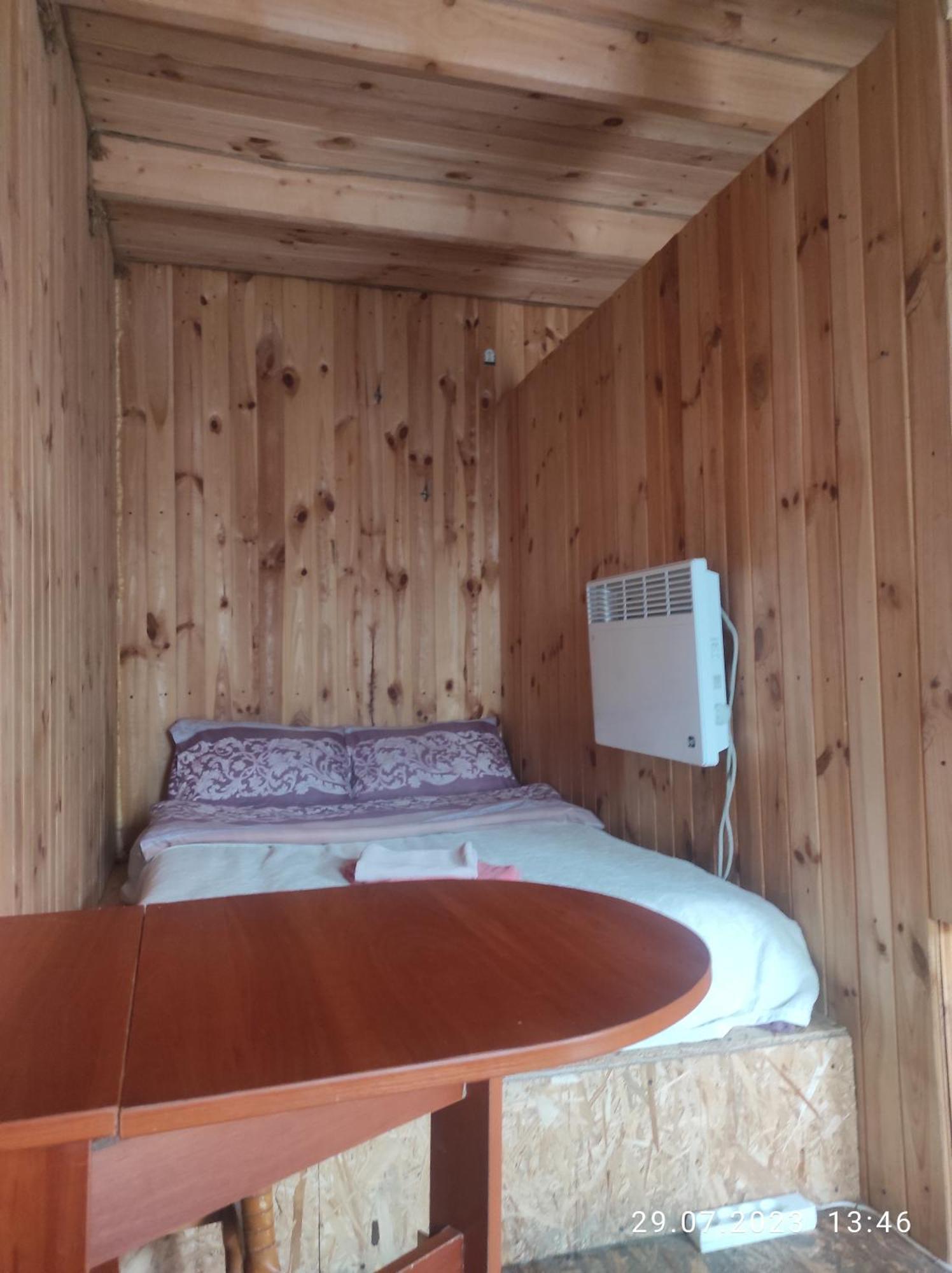 Mini-Hotel Kamianets Buitenkant foto