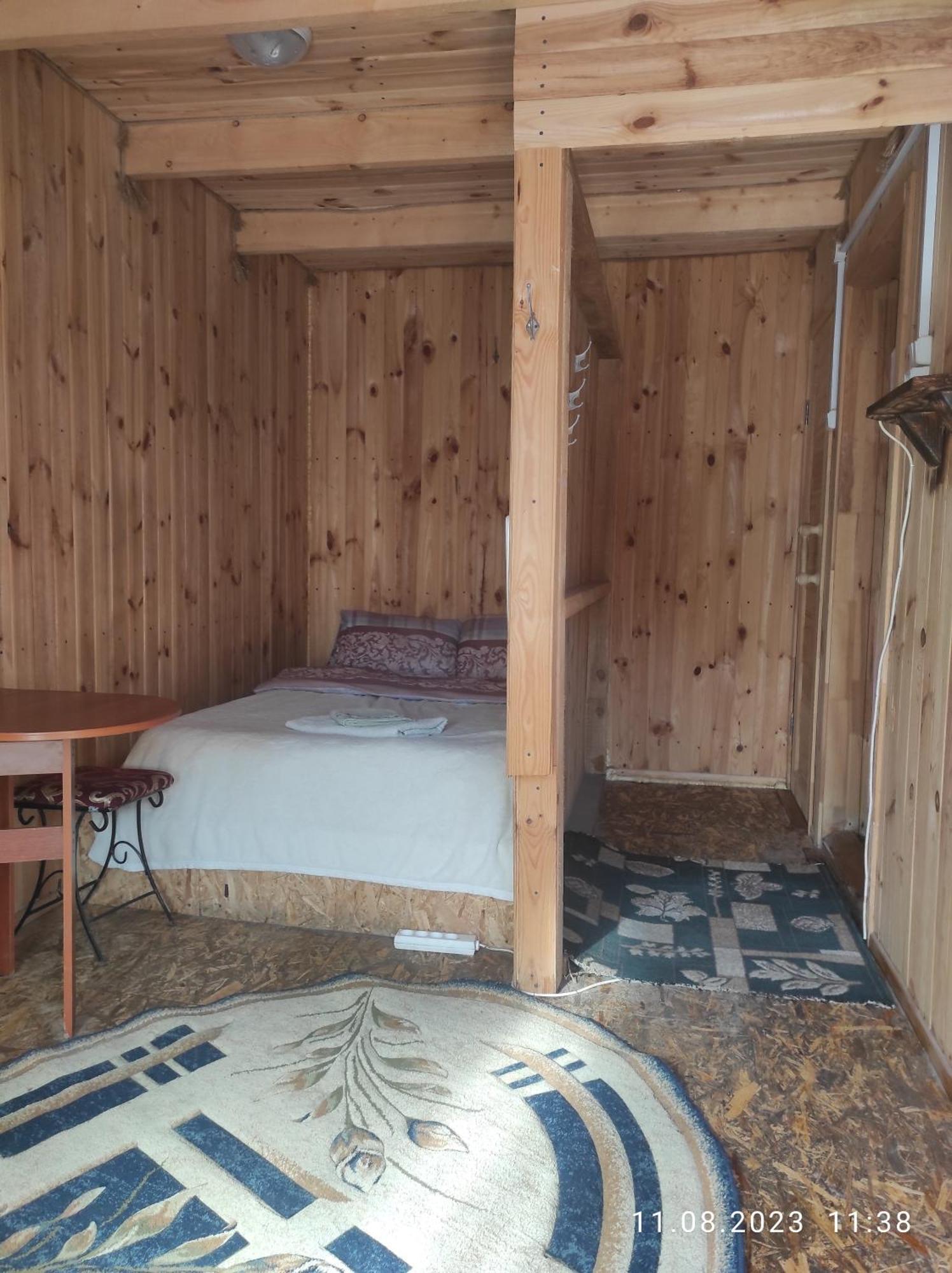 Mini-Hotel Kamianets Buitenkant foto