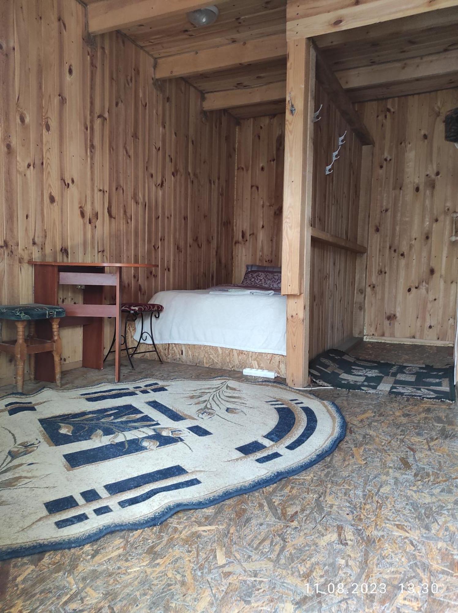 Mini-Hotel Kamianets Buitenkant foto