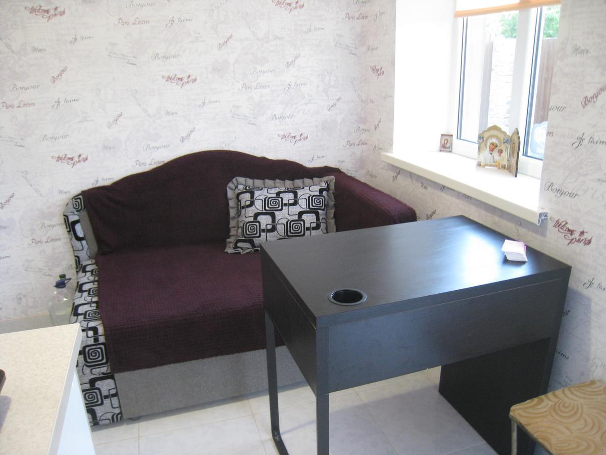 Mini-Hotel Kamianets Buitenkant foto
