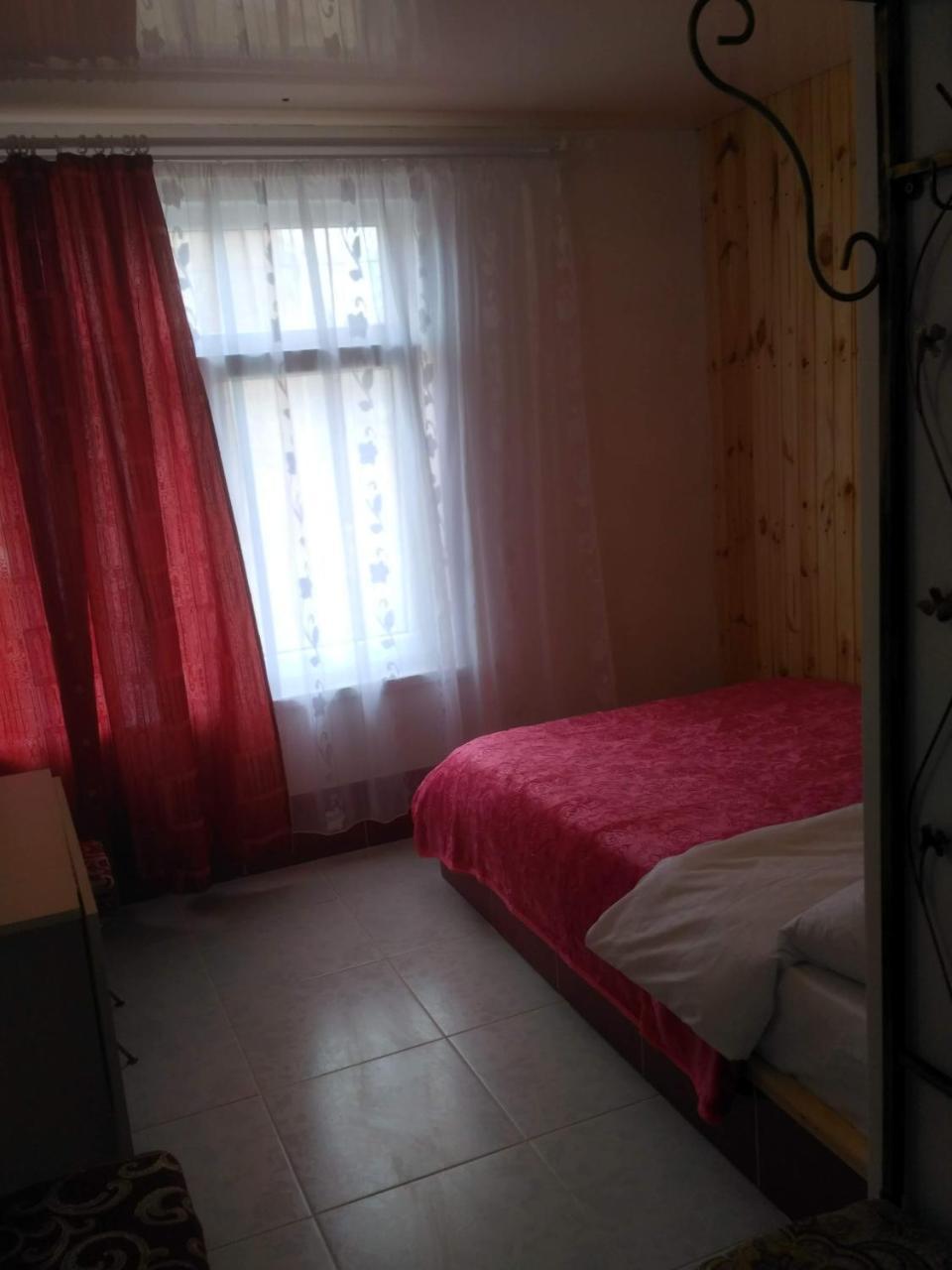 Mini-Hotel Kamianets Buitenkant foto